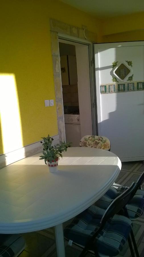 Apartmani Jakovljevic Murter Bagian luar foto