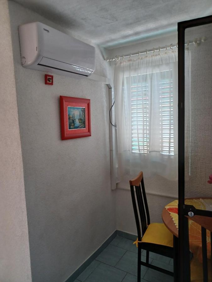 Apartmani Jakovljevic Murter Bagian luar foto