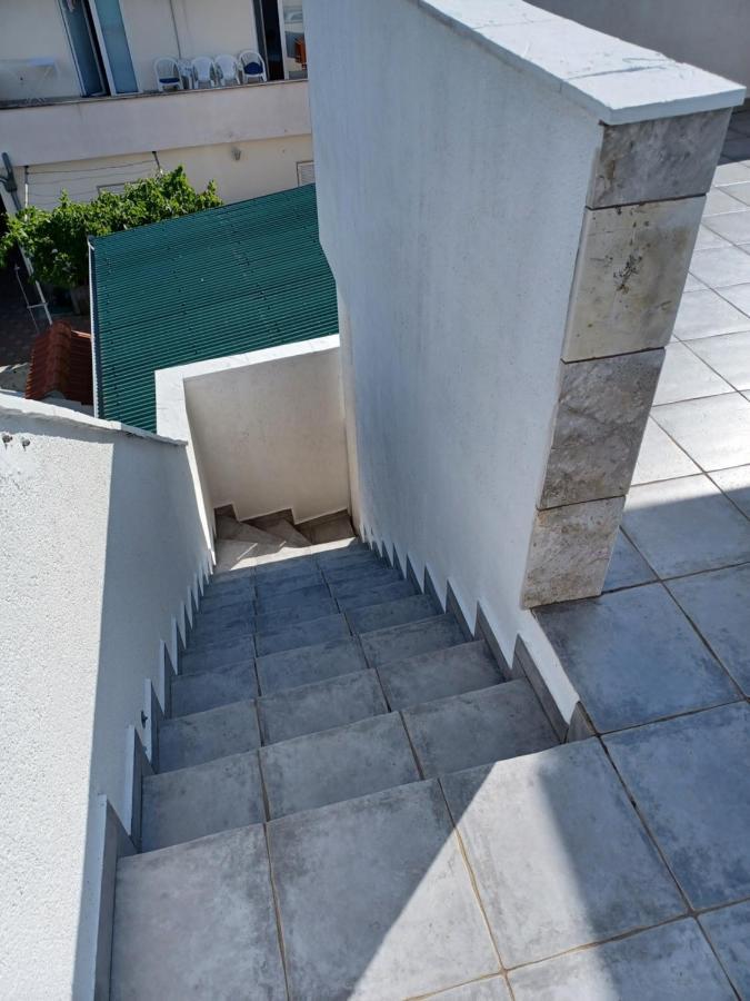 Apartmani Jakovljevic Murter Bagian luar foto